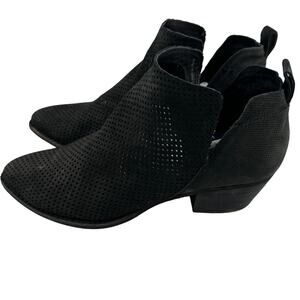 Dolce Vita Cut Out Ankle Boots Women’s Sz 7.5M Black Perforated Leather Slip On